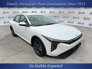 2026 Kia K4 LXS