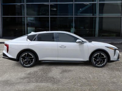 2025 Kia K4 GT-Line