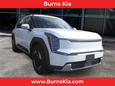 2026 Kia EV9 Light Short Range