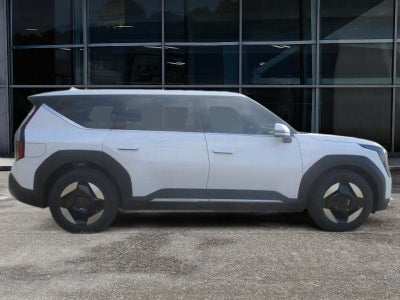 2026 Kia EV9 Light Short Range