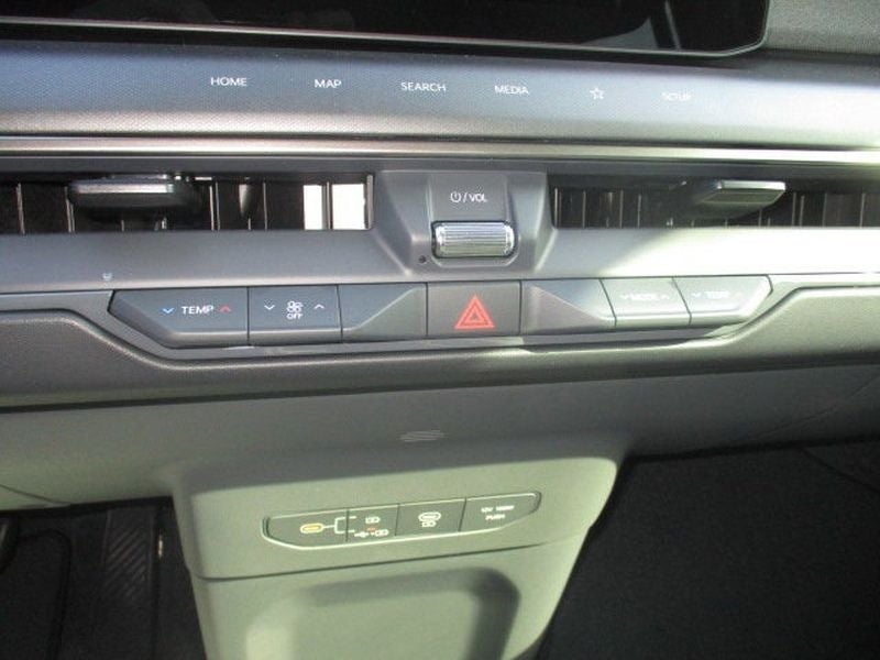 2026 Kia EV9 Light Short Range