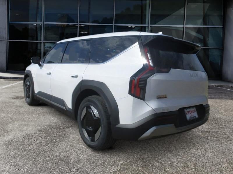 2026 Kia EV9 Light Short Range