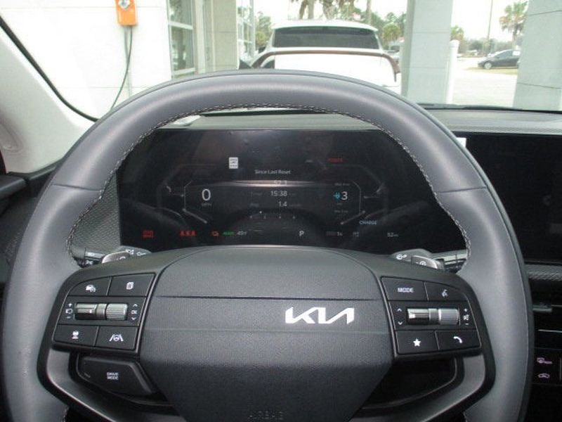 2025 Kia EV6 Wind