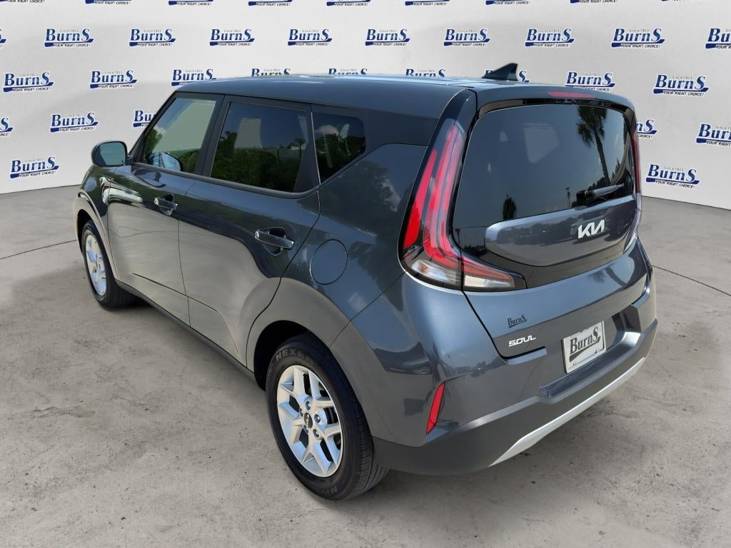 2025 Kia Soul Base