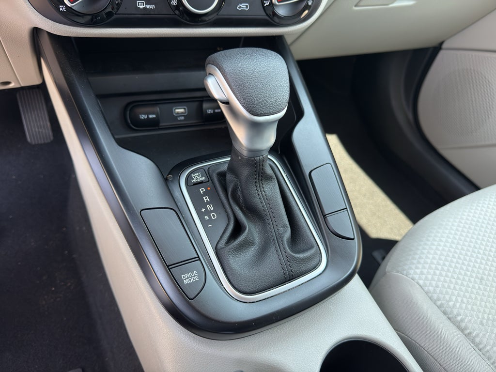 2025 Kia Soul Base