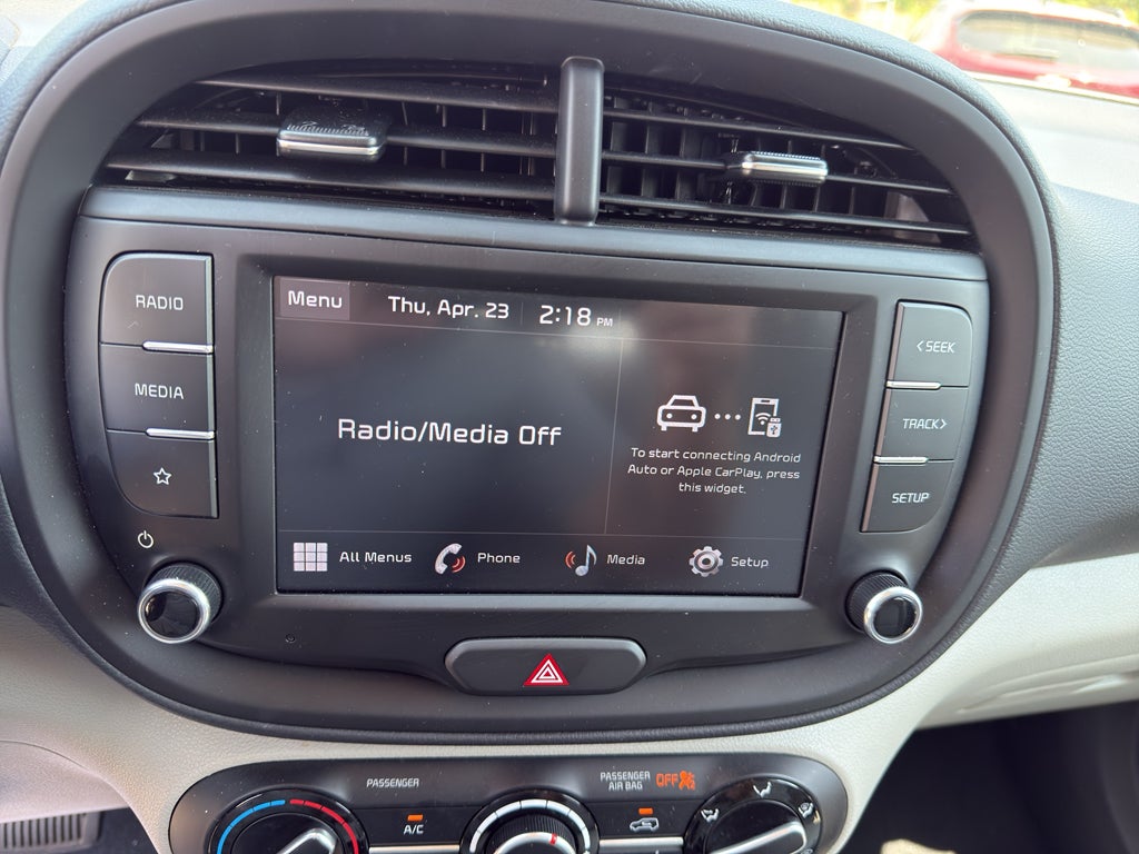 2025 Kia Soul Base