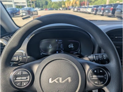 2024 Kia Soul LX