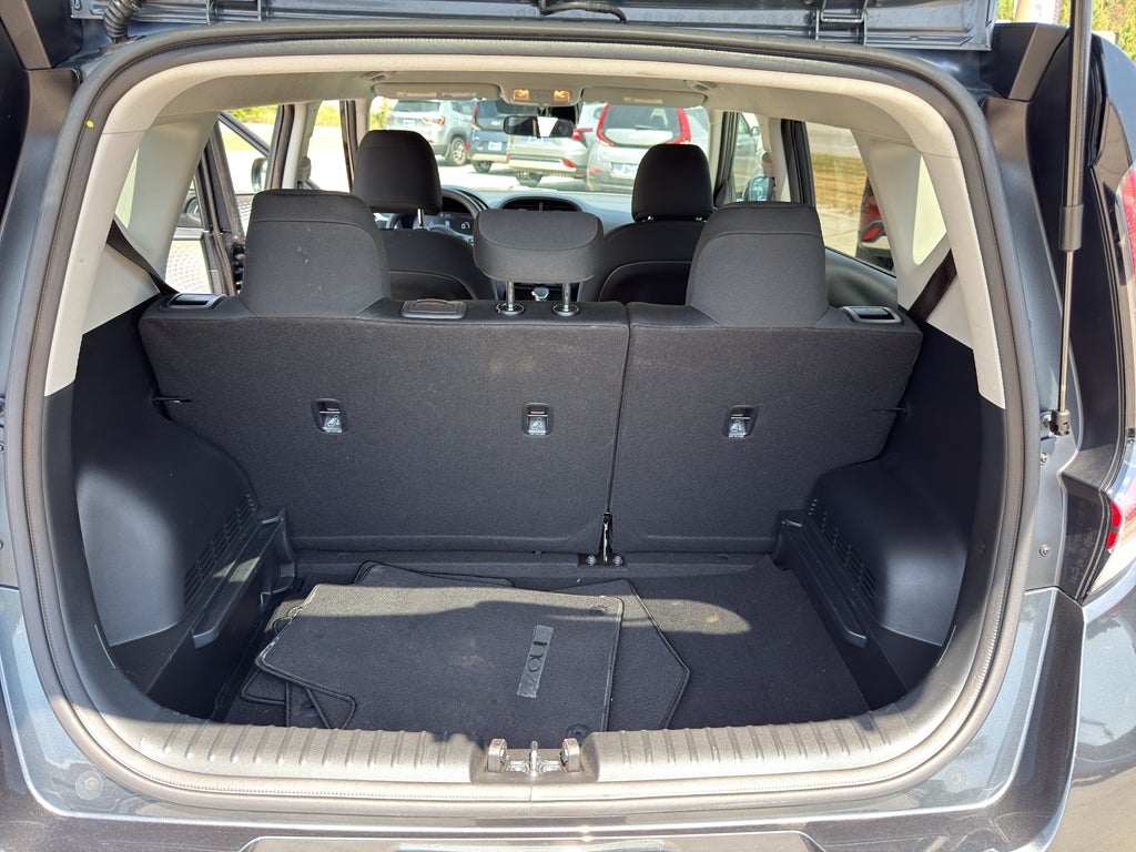 2025 Kia Soul Base