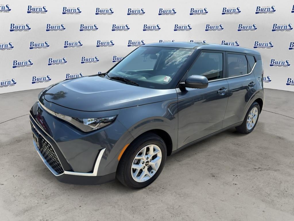 2025 Kia Soul Base