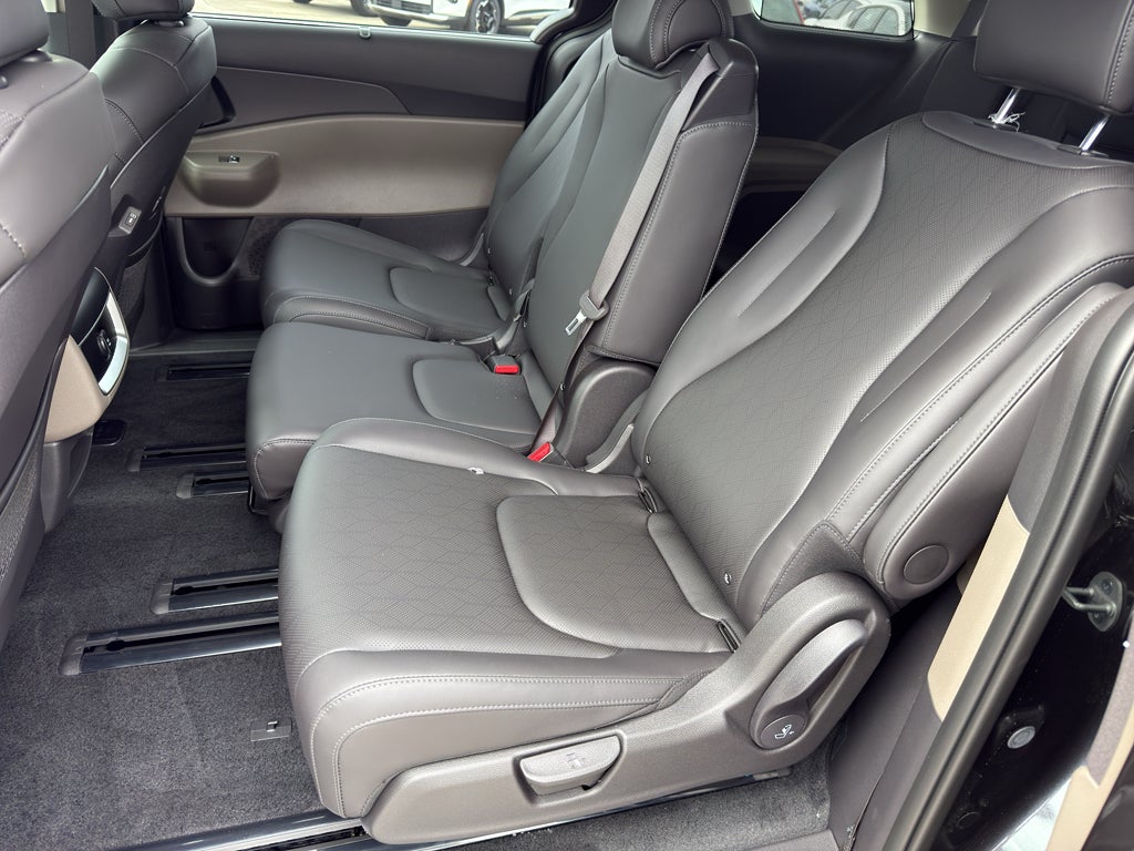 2026 Kia Carnival MPV EX