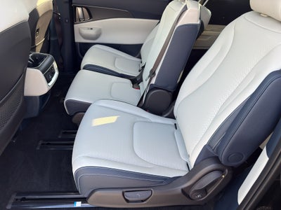 2026 Kia Carnival MPV SX Prestige