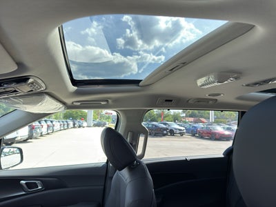 2026 Kia Carnival MPV SX