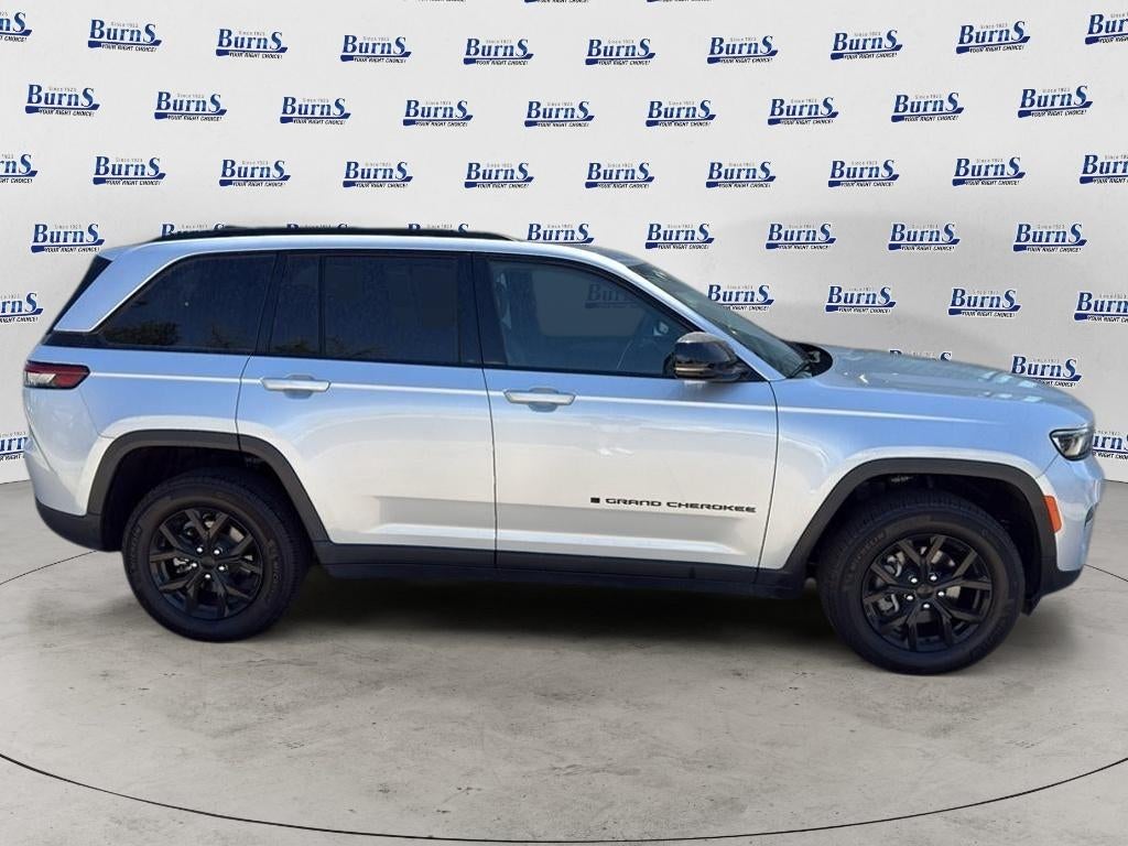 2024 Jeep Grand Cherokee Altitude