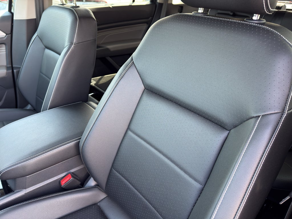 2023 Volkswagen Atlas 2.0T SE w/Technology