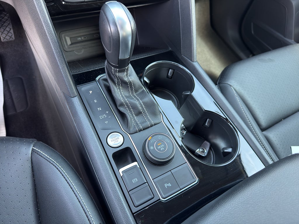 2023 Volkswagen Atlas 2.0T SE w/Technology