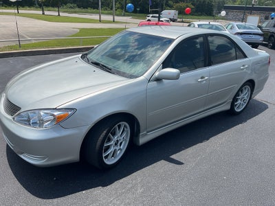 2004 Toyota Camry LE