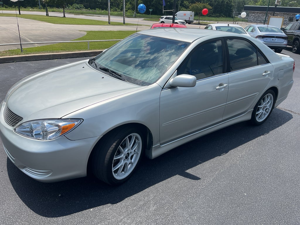 2004 Toyota Camry LE