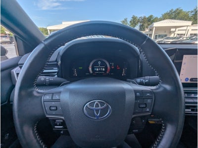 2025 Toyota Camry Hybrid SE