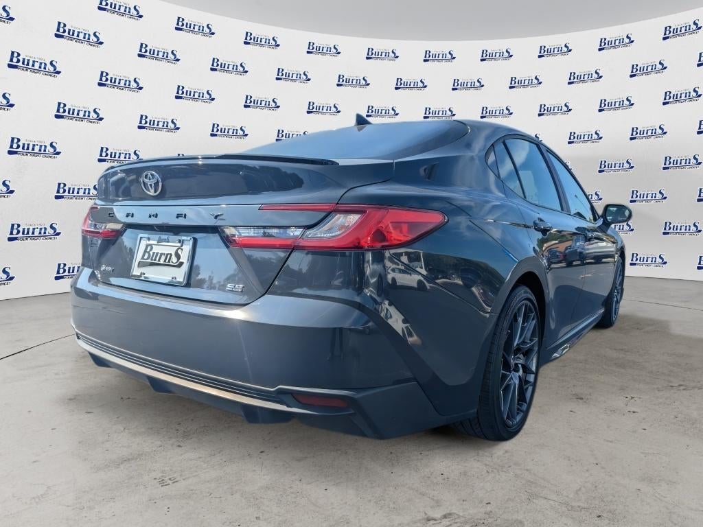 2025 Toyota Camry Hybrid SE