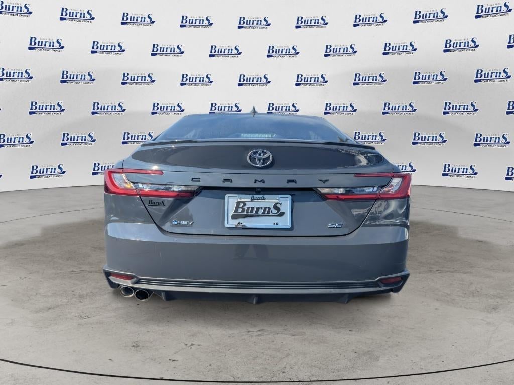 2025 Toyota Camry Hybrid SE
