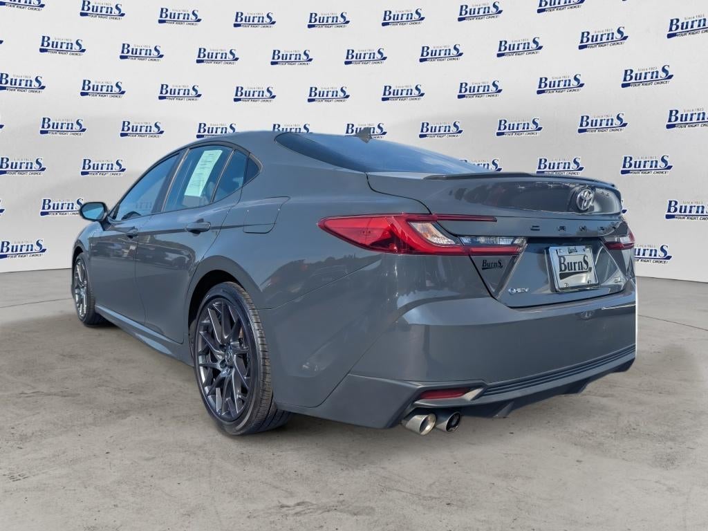 2025 Toyota Camry Hybrid SE