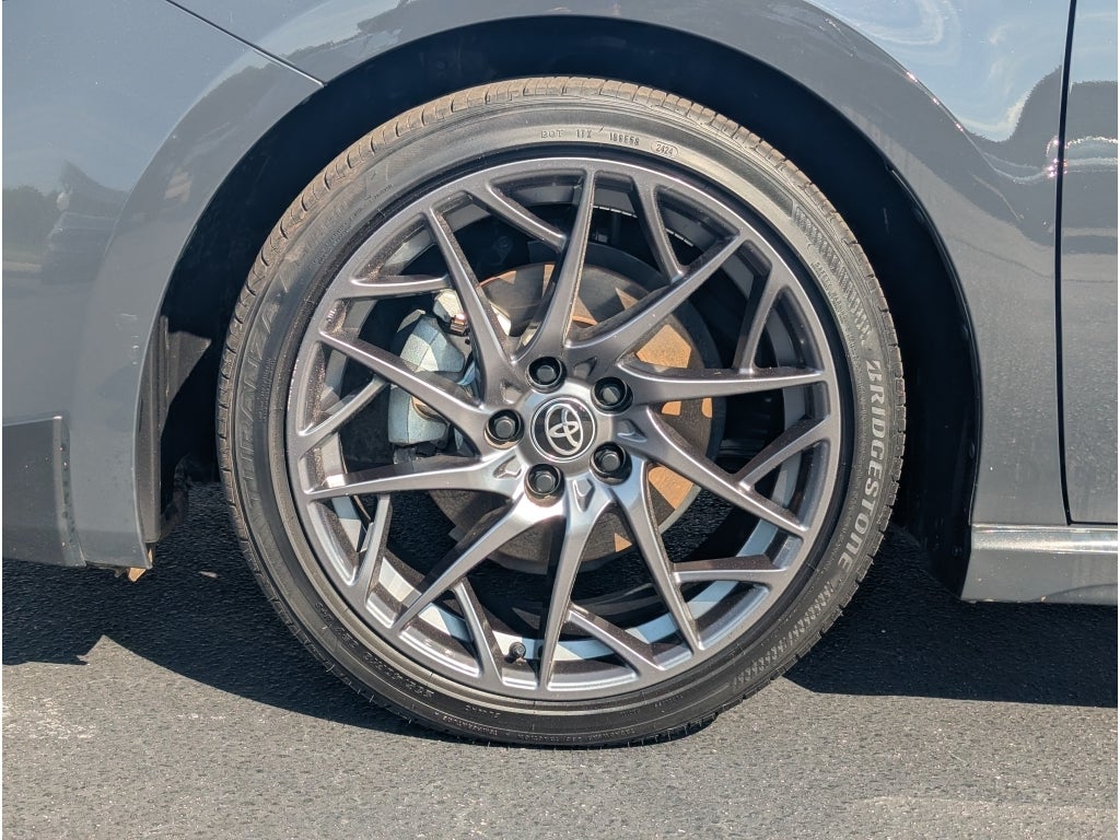 2025 Toyota Camry Hybrid SE