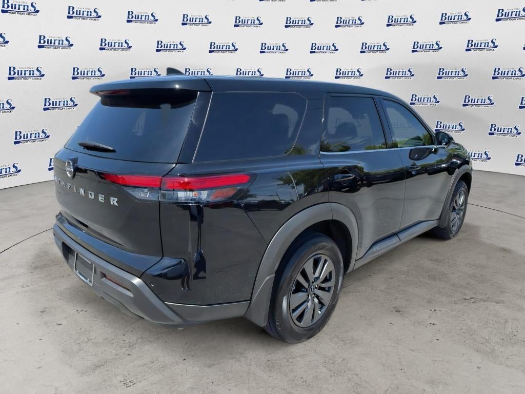 2025 Nissan Pathfinder S