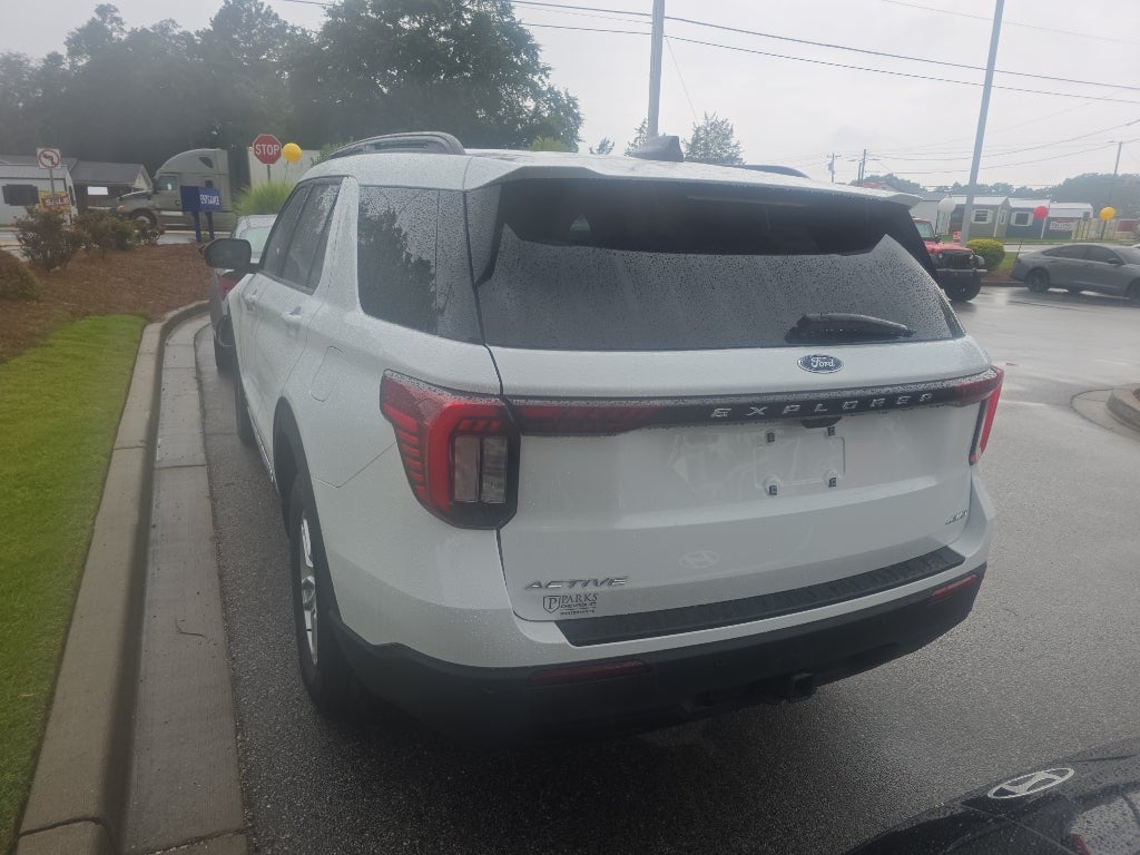 2025 Ford Explorer Active