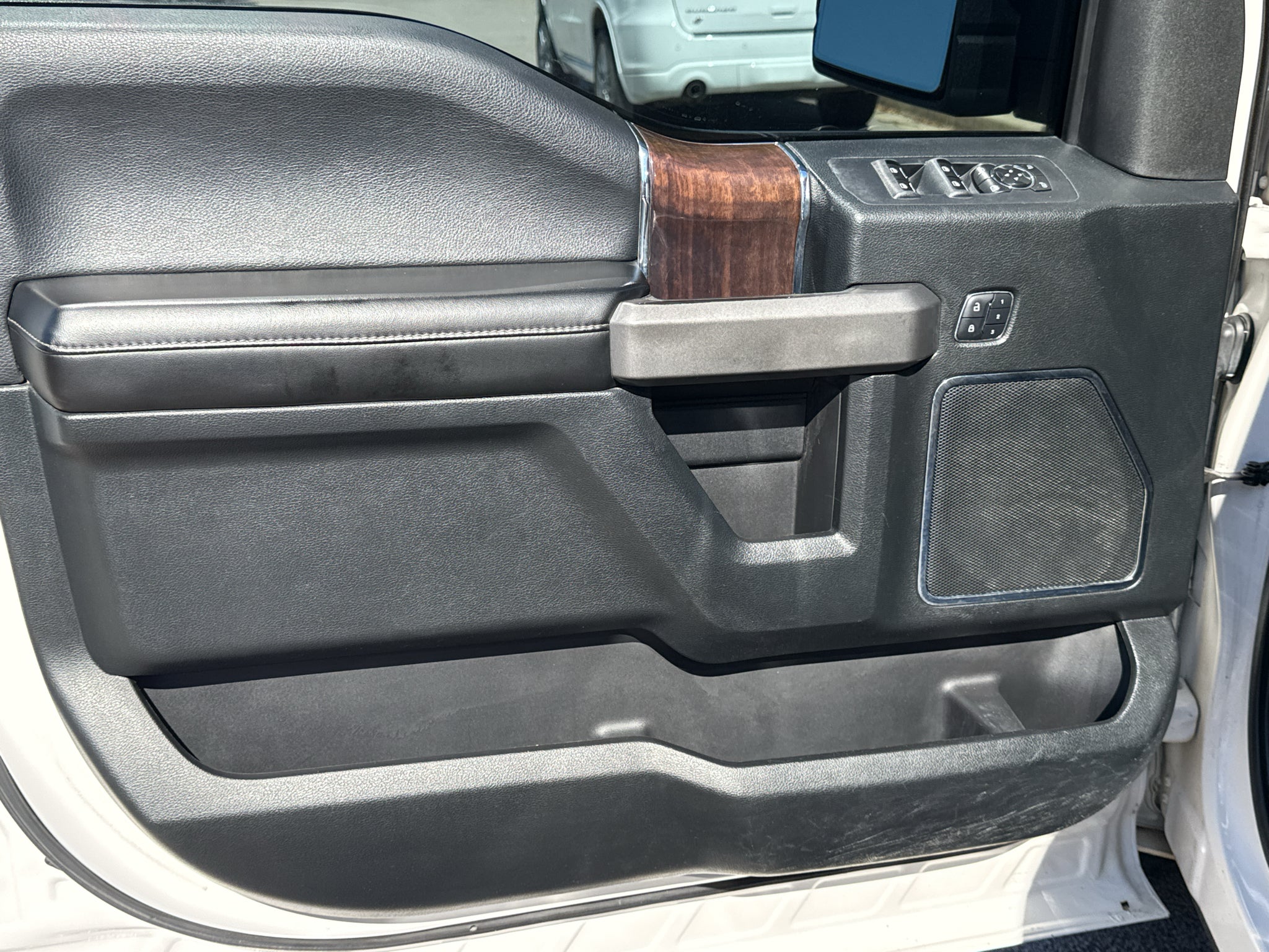 2016 Ford F-150 Platinum
