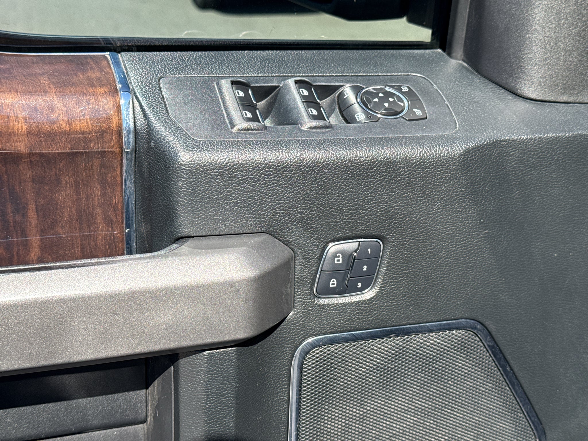 2016 Ford F-150 Platinum