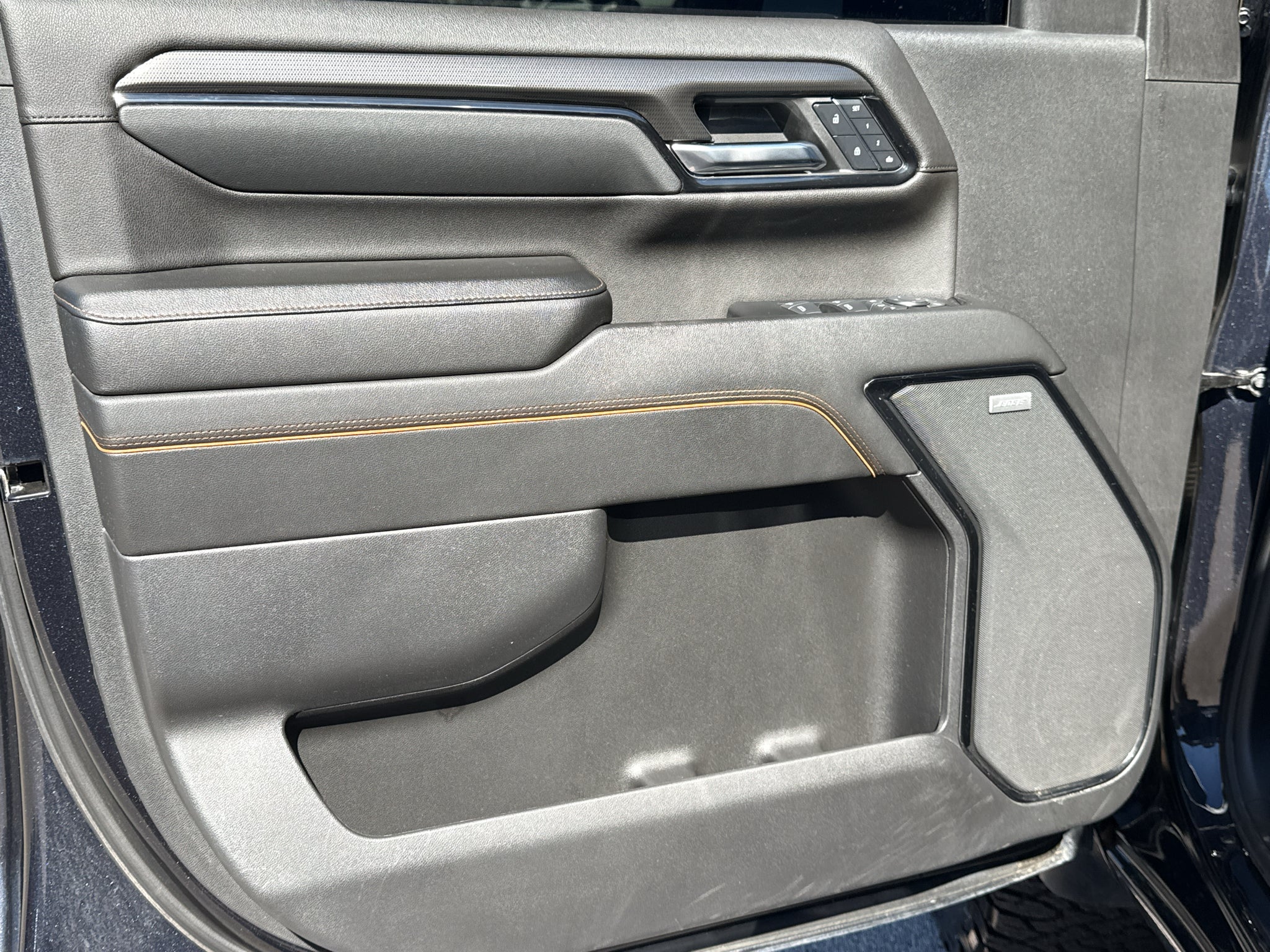 2024 GMC Sierra AT4