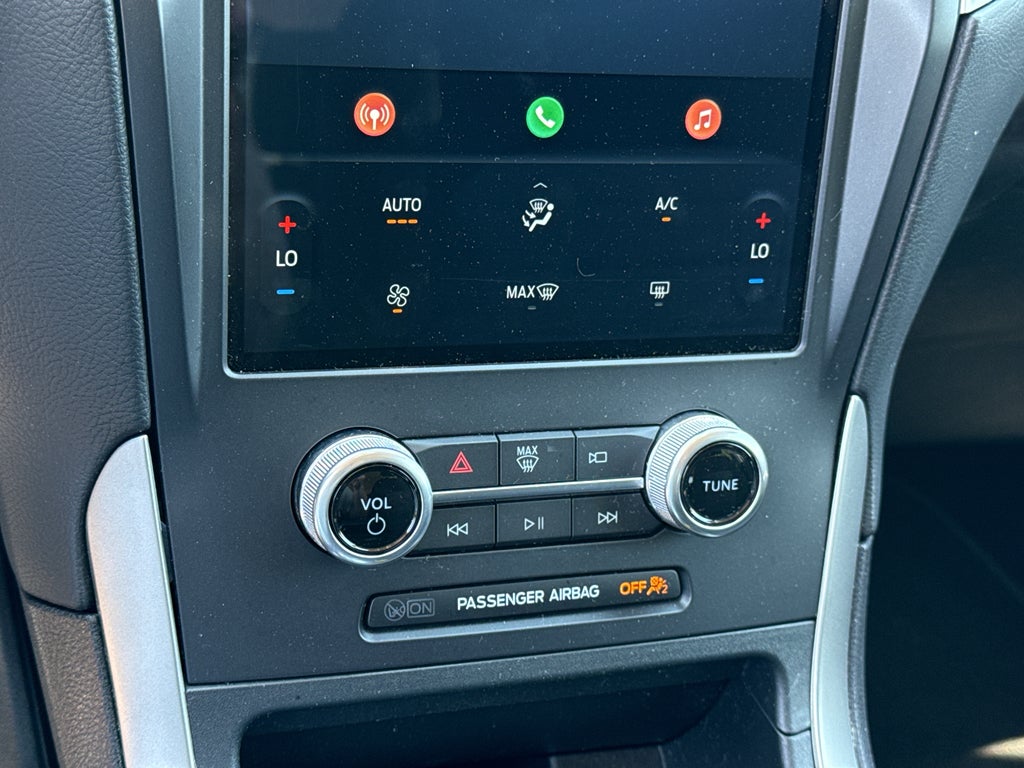 2022 Ford Edge SE