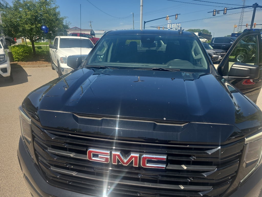 2024 GMC Sierra Elevation