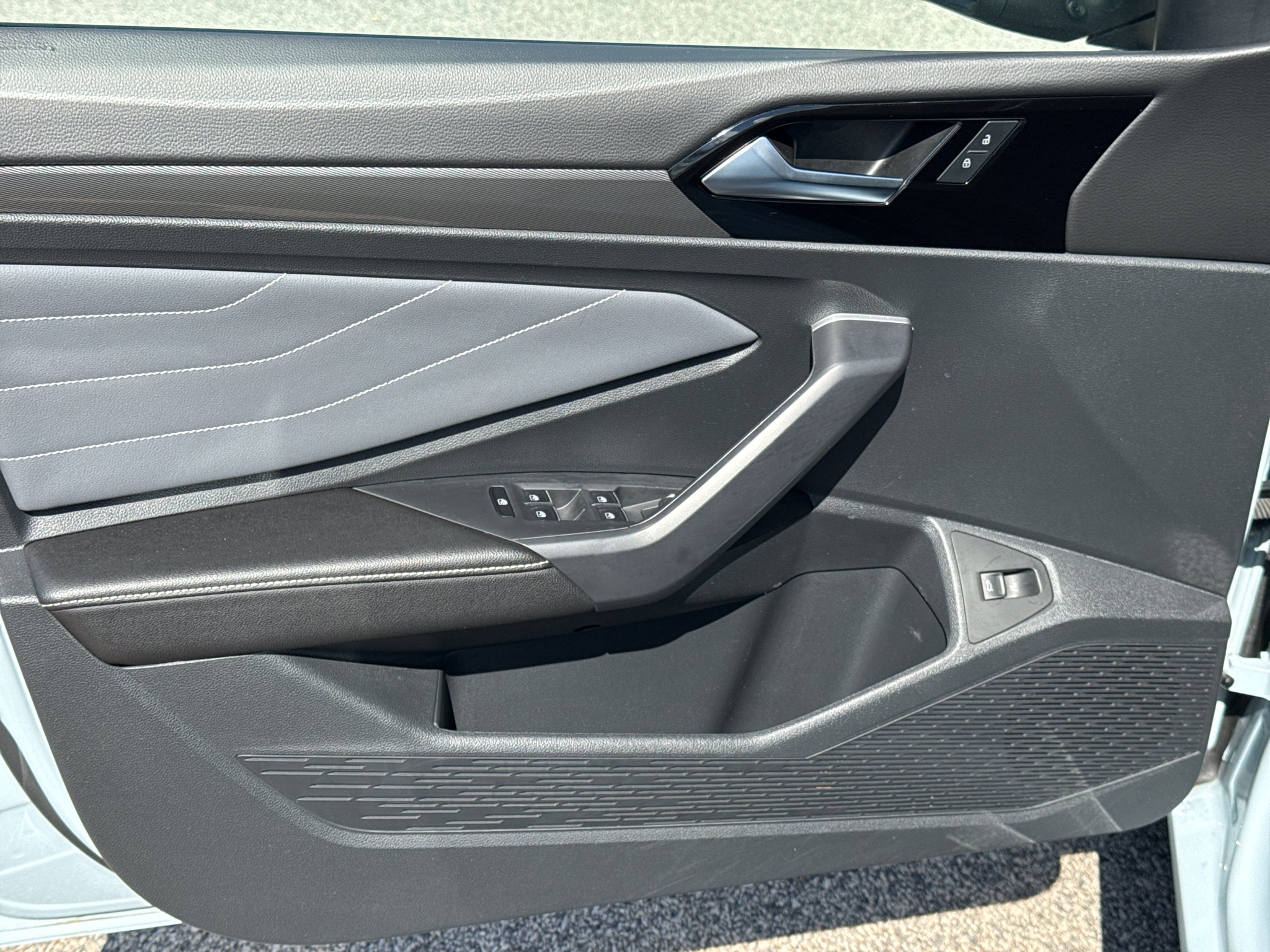2025 Volkswagen Jetta SEL