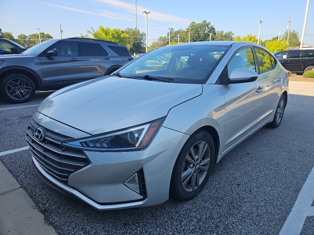 2019 Hyundai Elantra SE