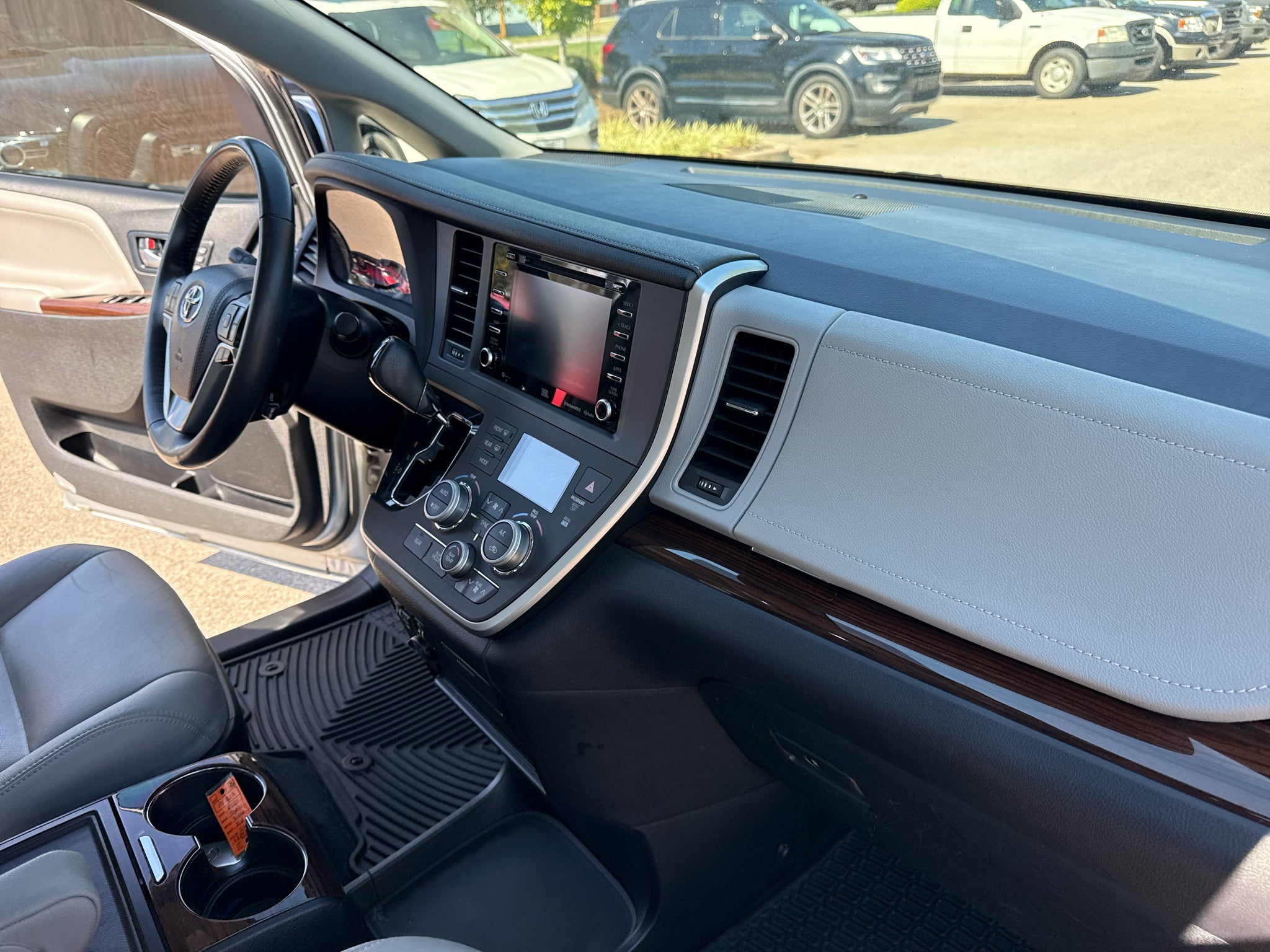 2020 Toyota Sienna Limited