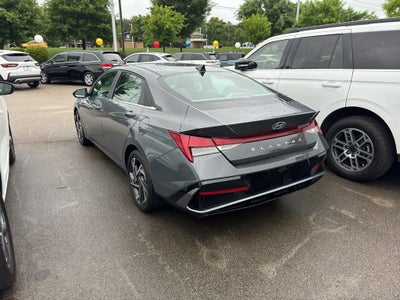 2025 Hyundai Elantra SEL Convenience