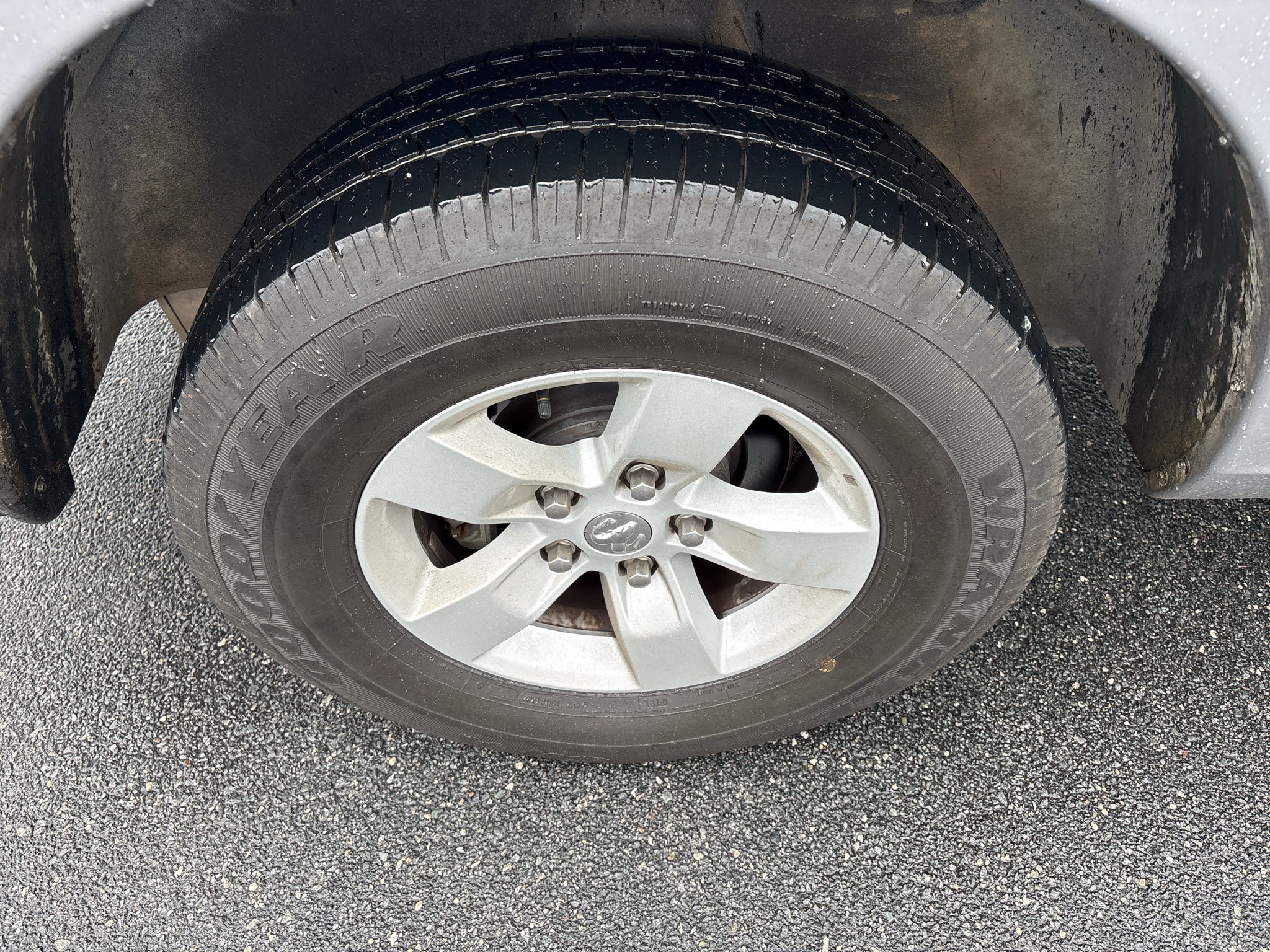 2024 RAM 1500 Classic SLT