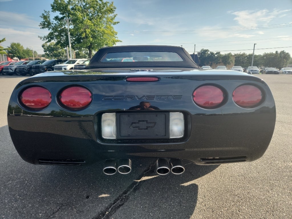 2000 Chevrolet Corvette 2dr Convertible