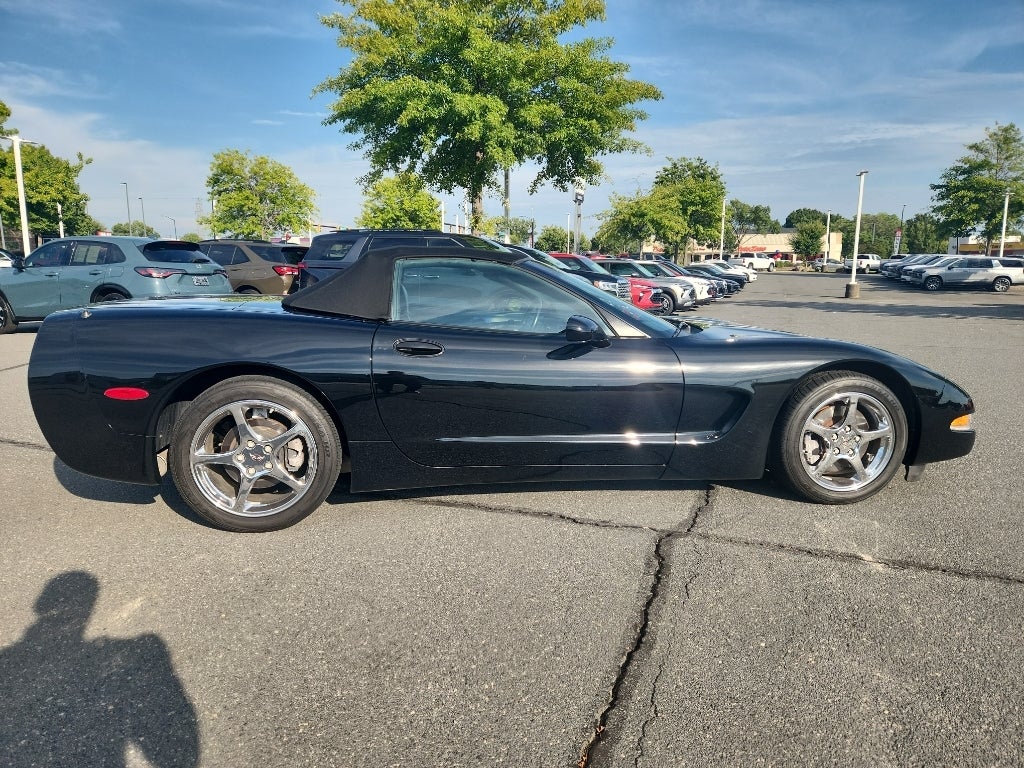 2000 Chevrolet Corvette 2dr Convertible