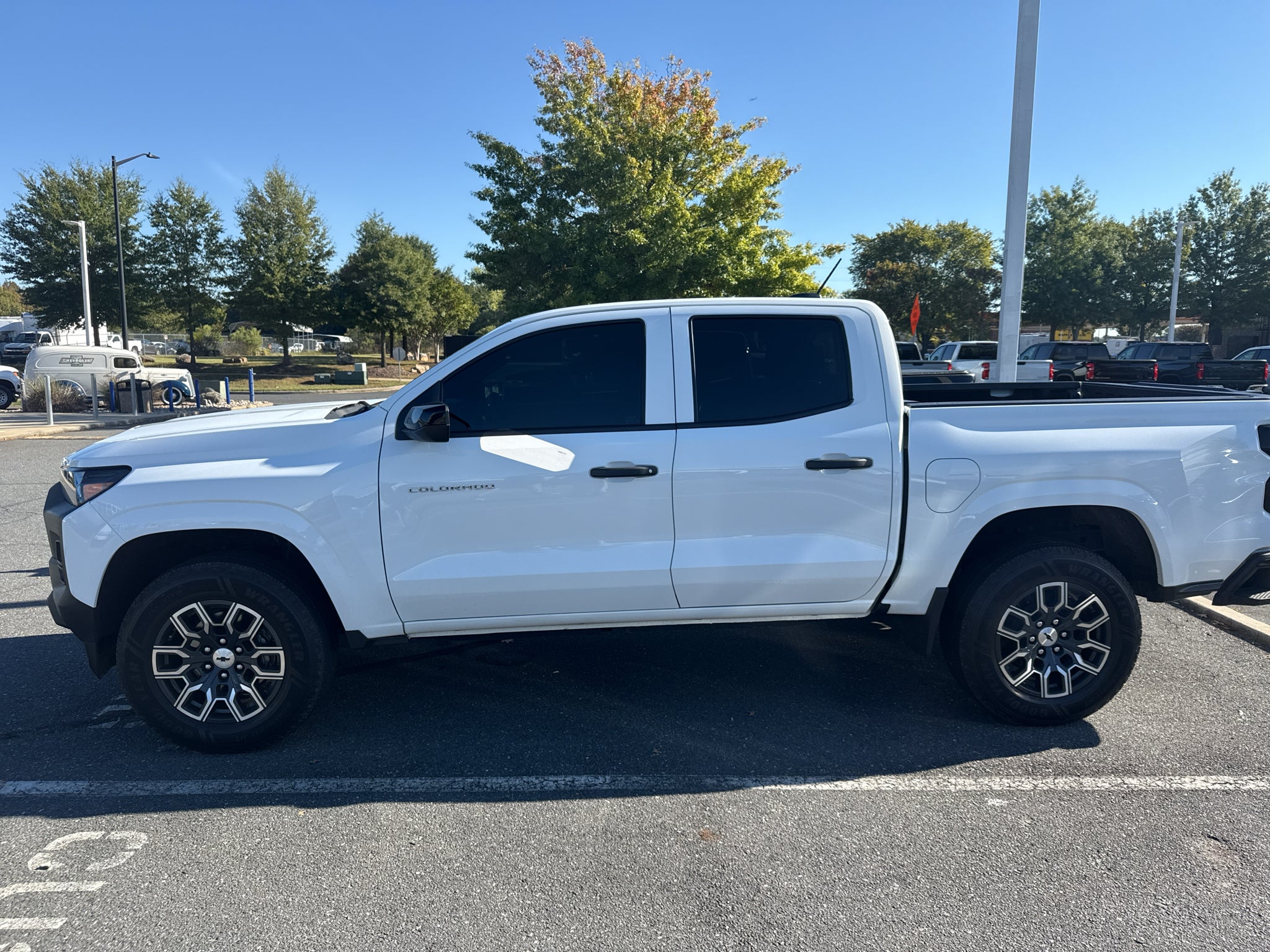 2024 Chevrolet Colorado WT