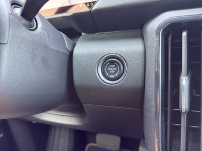 2025 GMC Acadia AT4