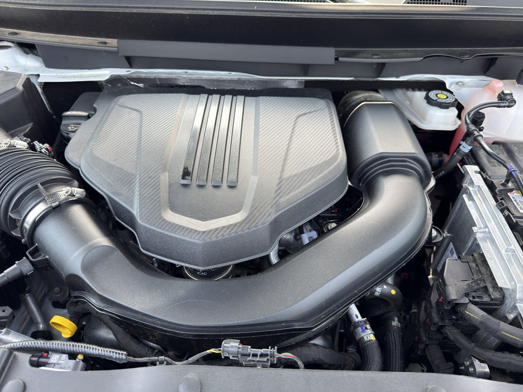 2025 GMC Acadia AT4