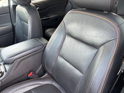 2020 GMC Acadia AT4