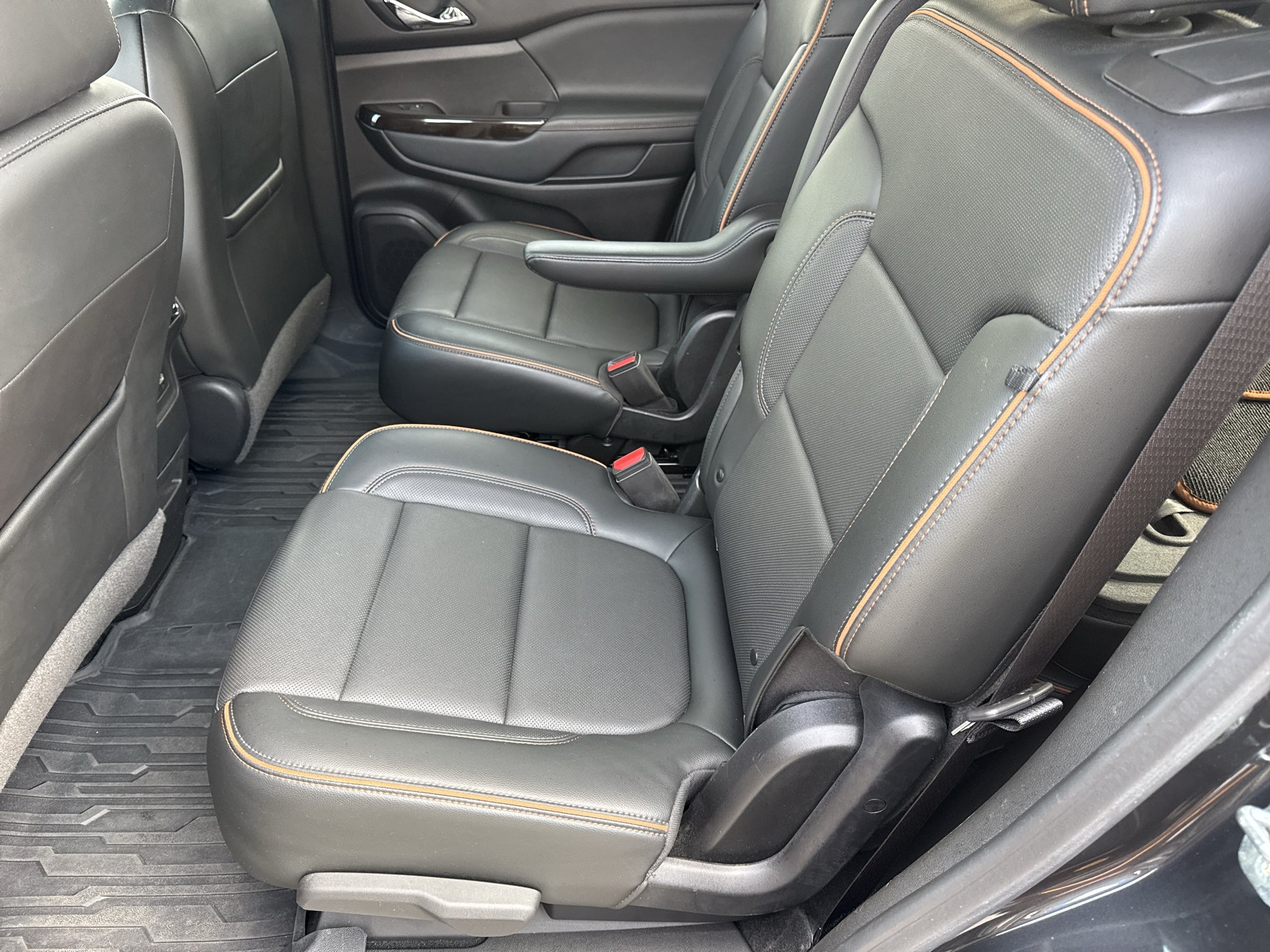 2020 GMC Acadia AT4