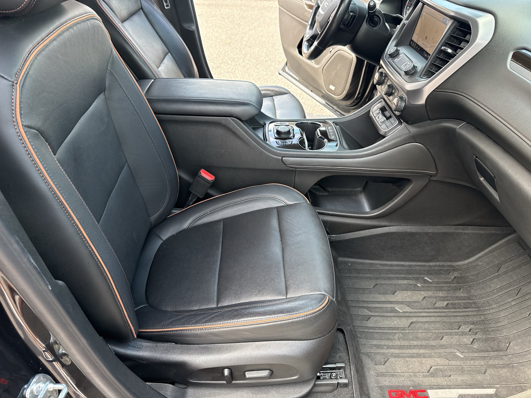 2020 GMC Acadia AT4