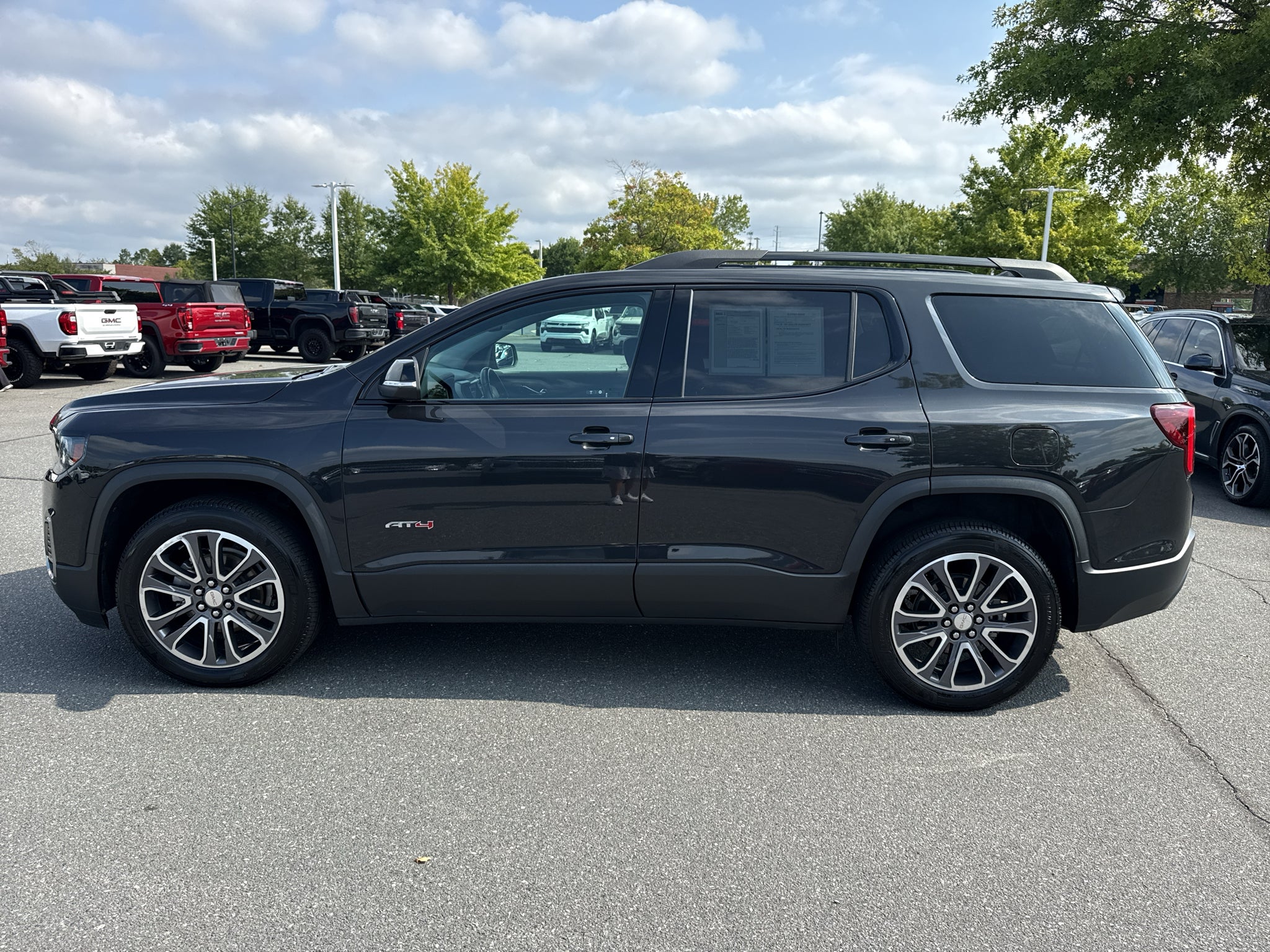 2020 GMC Acadia AT4