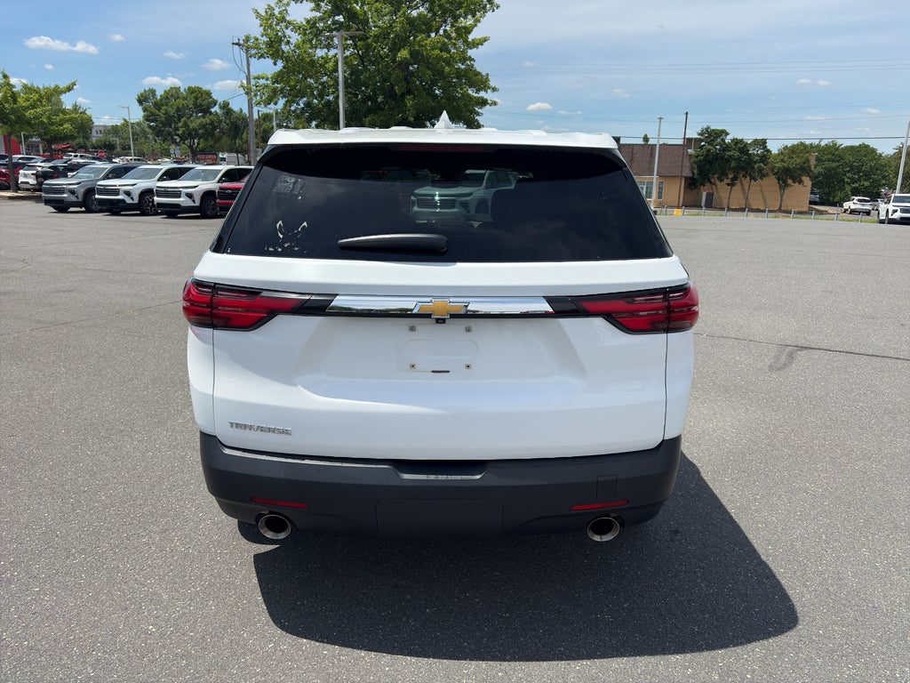2022 Chevrolet Traverse LS