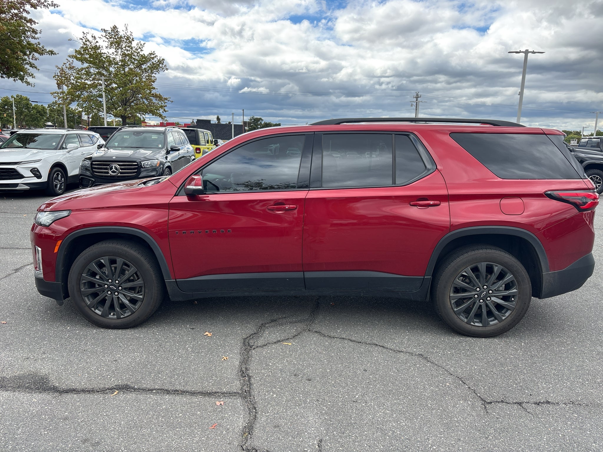 2023 Chevrolet Traverse RS