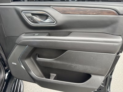 2023 Chevrolet Suburban LT